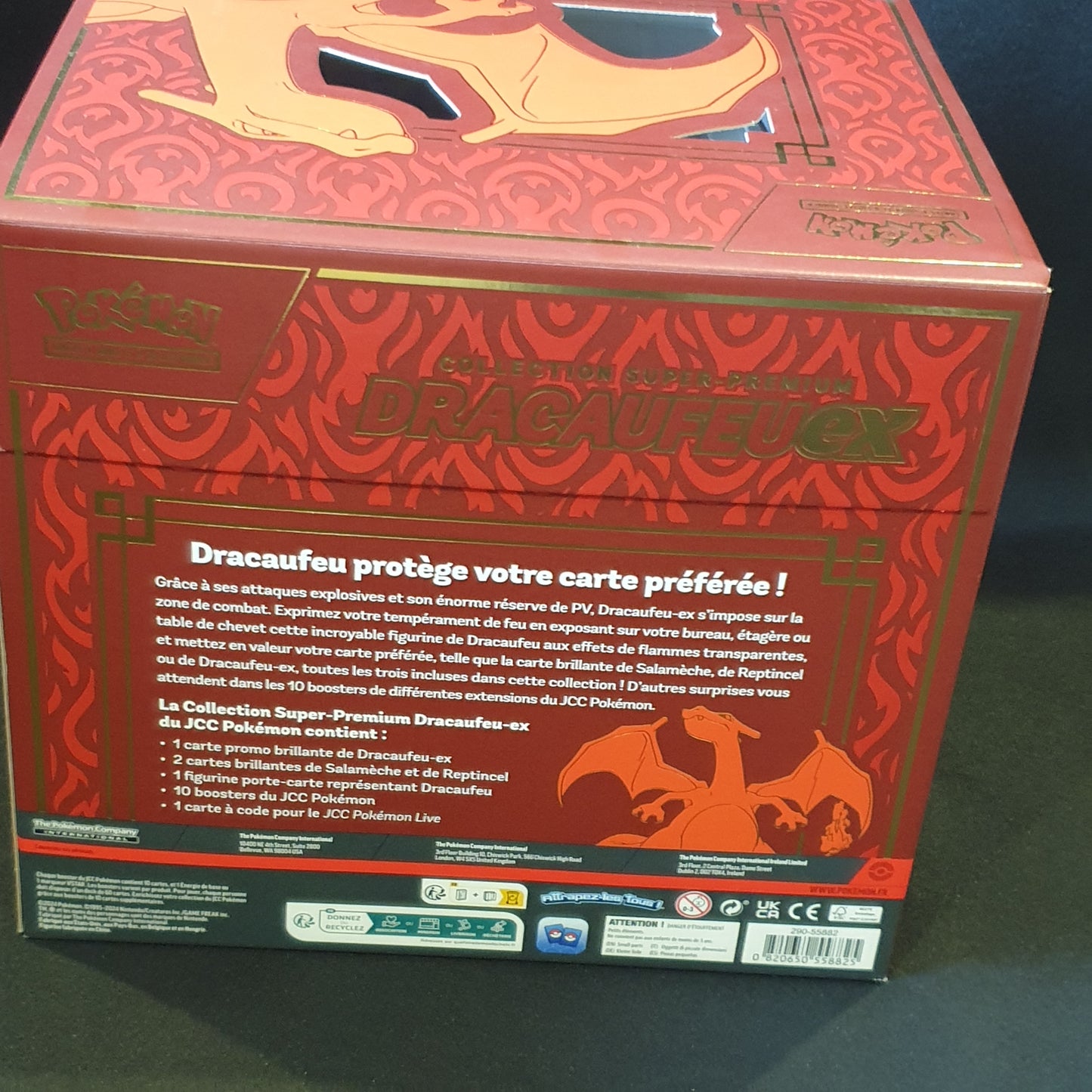Coffret figurine premium  dracaufeu