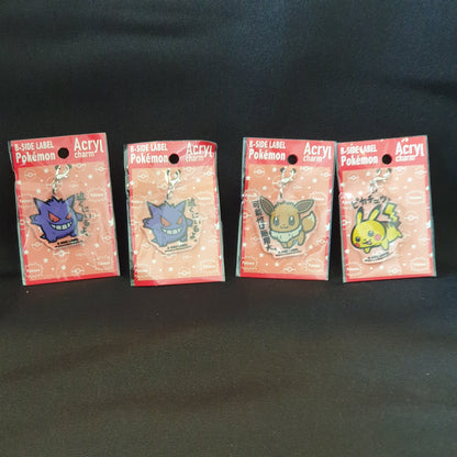 Charm acrylique pokémon center