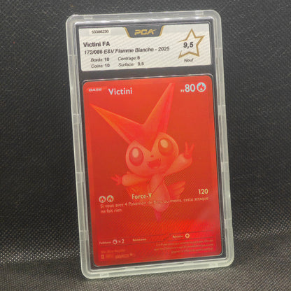 Carte gradée Victiny Red FA EV10.5 WHT FR PCA 9.5 172/086